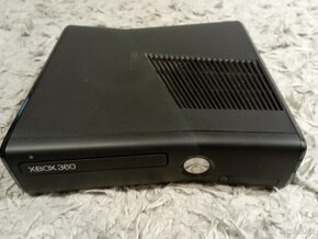 XBOX 360 SLIM 250GB HDD aj s kinectom - 4