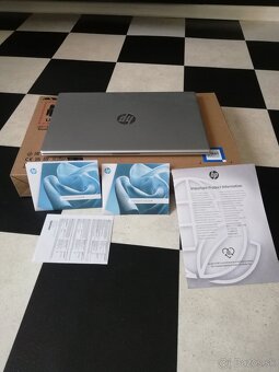 Laptop HP - 4