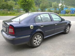 Škoda Octavia 1.6, 55kW, M5, 5d, 1997 - 4