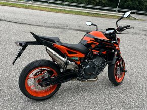 KTM Duke 890 GP 2023 - 4