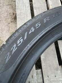 PIRELLI 225/45 R18 2x=70€ - 4