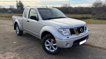 Nissan Navara 2.5 dCI MT6 4x4 - 4