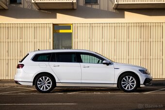 Volkswagen Passat Variant VW Var GTE 1.4TSI Plug-in-Hybrid D - 4