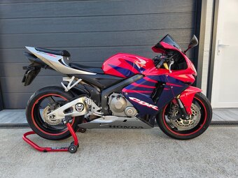 Honda CBR600RR 2006 - 4