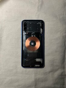 Xiaomi Mi 9 - 4