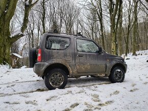 Predám Suzuki jimny 1.3 63kw 2010 135000km - 4