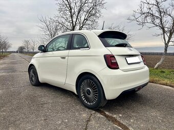 TOP Elektromobil Fiat 500e Icon 42 kWh nový model 2021 DPH - 4