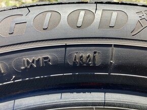 GoodYear zimné 205/55R17 - 1ks - 4