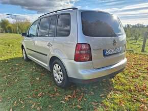 Volkswagen Touran 1.9tdi 77kw.2007 - 4