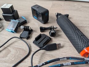 GoPro HERO 10 Black s Dual Battery Charger + 4 BATERKY - 4