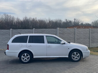 Škoda Octavia Combi - 4