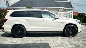 Mercedes GL trieda 63 AMG 4MATIC - 7 Miestne - 4