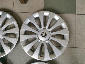 Puklice 15" originál Škoda - 4