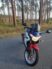 Honda CBR 250R - 4