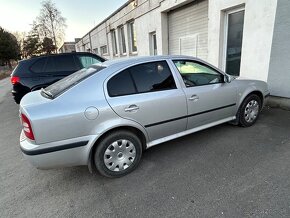 Škoda Octavia 1.4 16V TOUR - 4