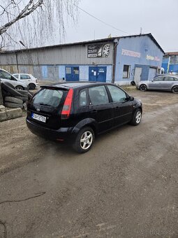 Ford Fiesta 1.25 benzín - 4