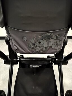 Cybex Priam Simply Flowers Grey - 4