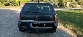 Opel Astra caravan 1.9 CDTI 74kw diesel M6 r.v. 2007 - 4