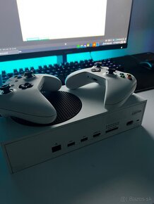 Xbox Series S + 2x ovládač - 4