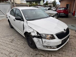 ROZPREDÁM Skoda octavia 3 1.6tdi 66kw - 4