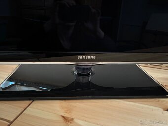 Predám televízor Samsung UE40D6390, 40” - 4