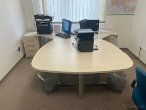 Kancelársky stôl , kancelárska skriňa a kanc .kontajner - 4