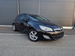 Opel Astra 1.7 CDTI - 4