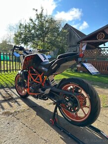 KTM Duke 390 - 4