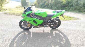 Kawasaki ZX-6R Ninja - 4