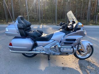 Honda Goldwing GL1800 - 4