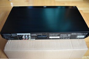 Panasonic DVD-S35 Dolby Digital DTS - 4