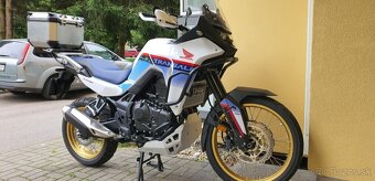 Honda Transalp 750 - 4