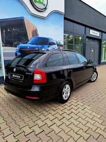 ŠKODA OCTAVIA 2.0TDI 4x4 ELEGANCE Swiss - 4