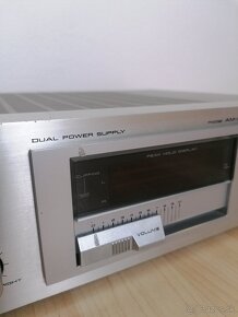 Akai AM-U02 - 4