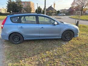 Hyundai i30cw 1.6CRDi - 4