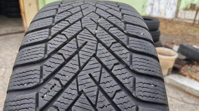 Zimné pneu 225/40 R18 --- PIRELLI - 4