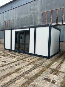 Obytný kontejner o rozměru 3x6 m s franc. dveřmi - 4