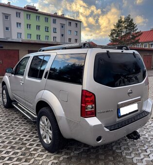 Nissan Pathfinder 2.5dci 128kw 7 miest, ťažné zariadenie - 4