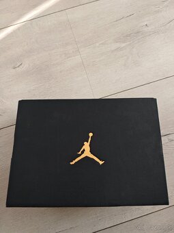 Nike Jordan - 4