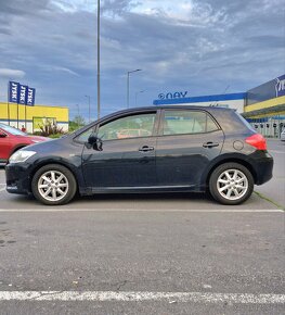 Toyota auris 1.4 d4d Diesel - 4