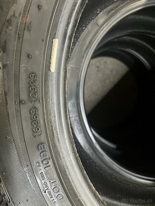 245/45R19 102V - 4