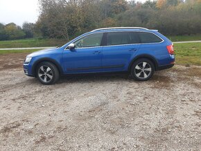 Škoda Octavia Scout 4x4 2,0 TDi DSG bixenon,ťažné - 4