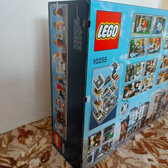 Predám nové a nerozbalené lego 10255 - 4