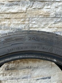 Barum Polaris 5 245/45 r19 - 4