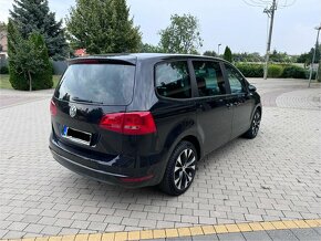 Volkswagen Sharan 2.0 TDI DSG - 4