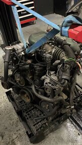 Motor M43B19 87kw - 4