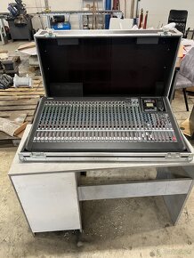 Yamaha MGP32X + case - 4