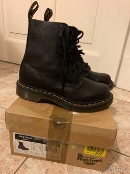 Dr. Martens - 4