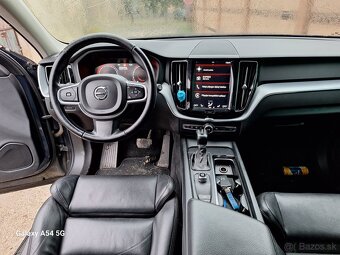 Volvo XC60 T5 - 4