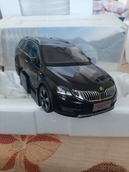 1:18 Skoda Octavia ,Karoq,Vw b8 Paudi. - 4